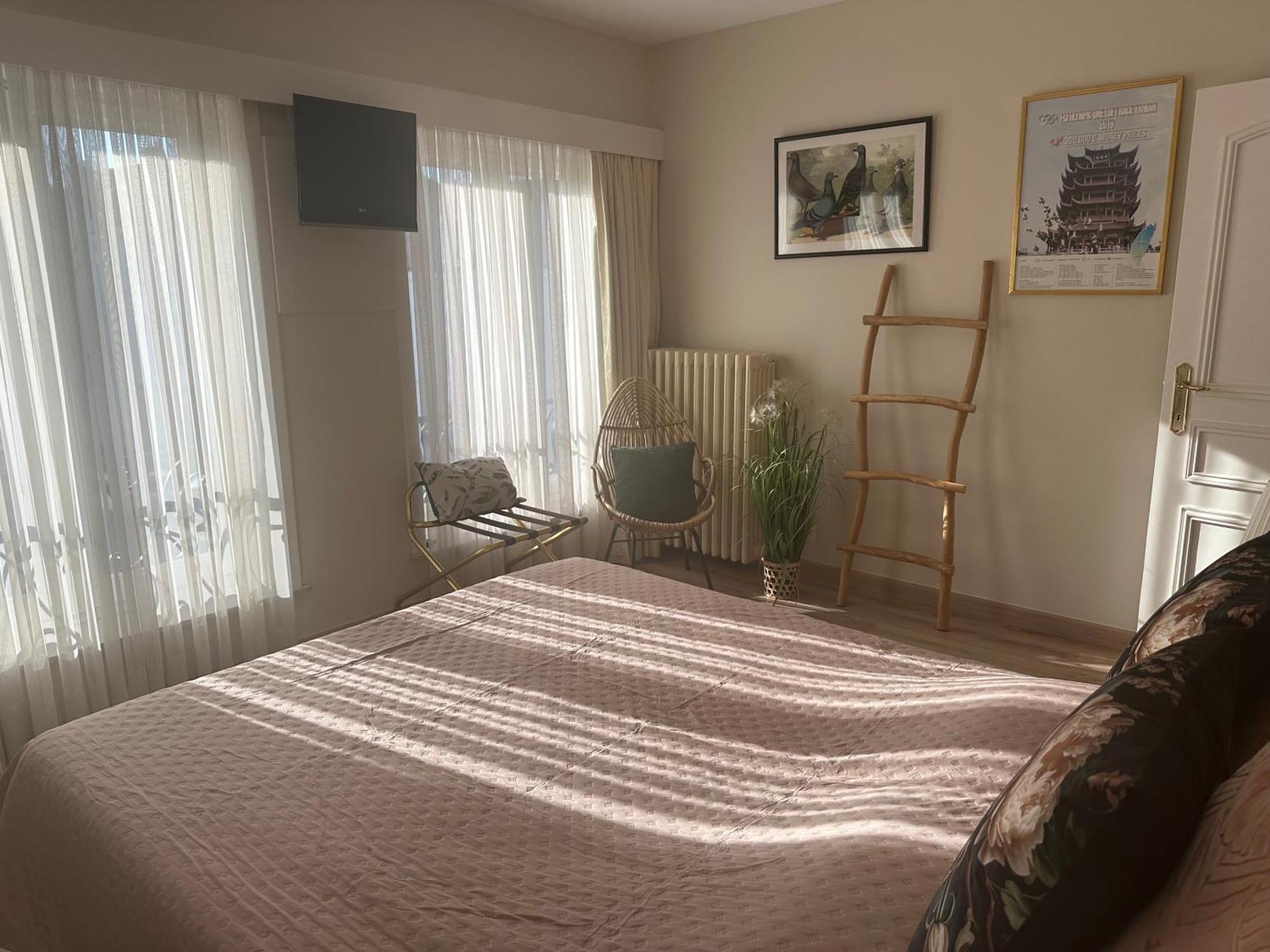 Guesthouse Saint-Jean Μπριζ Εξωτερικό φωτογραφία